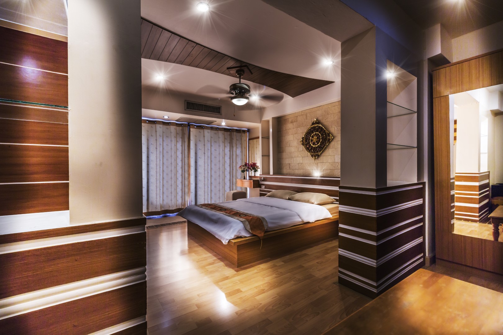 ห้องซูพีเรีย ดีลักซ์ C-815 (Superior Deluxe)